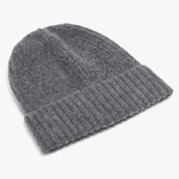 NWT Free People Winnie Waffle Cuff Beanie in Charcoal Grey - Picture 2 of 6
